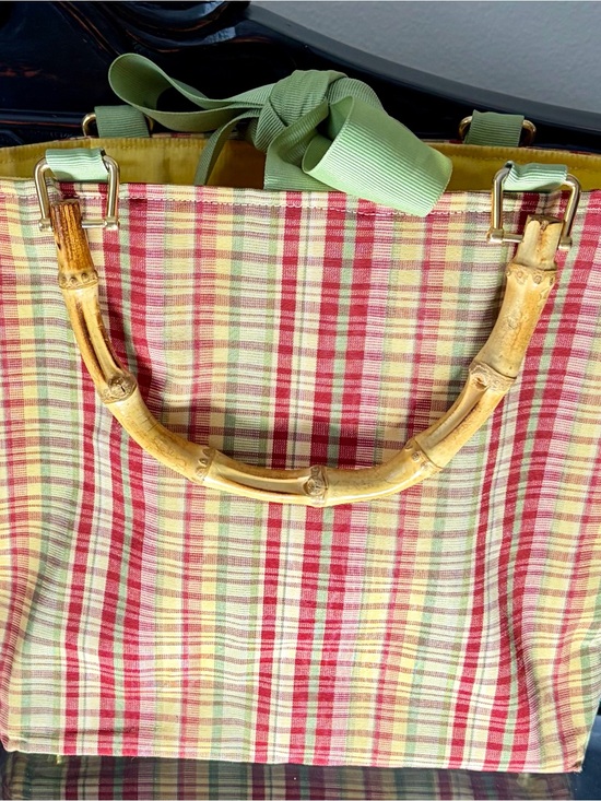 Boutine LA Handbags - Plaid Straw Tote Bag with Bamboo Handles in Red & Green